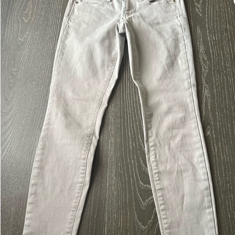 Lilly Pulitzer South Ocean Jeans in Light Gray - Picture 4 of 6
